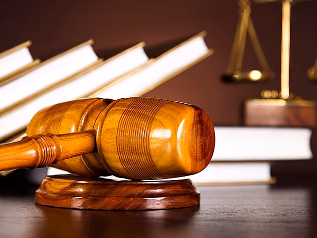 Суд арестовал водителя автобуса, сбившего пешеходов в Екатеринбурге