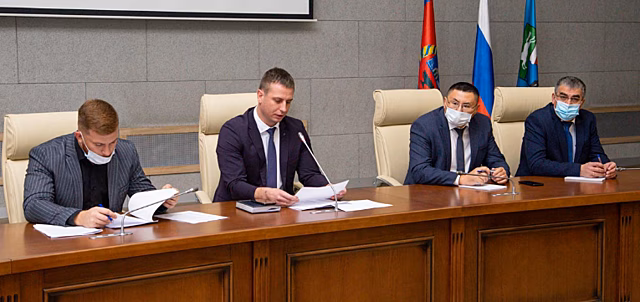 В Барнауле обсудили первоочередные мероприятия по подготовке к ремонту моста на проспекте Ленина