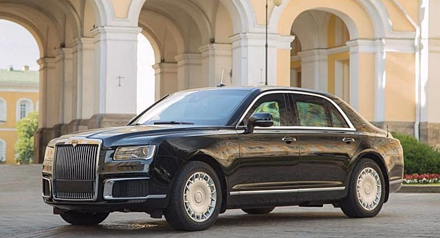 В соцсетях перечислили дефекты серийного премиум-седана Aurus Senat за 24 млн рублей