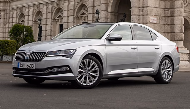 Обновлённая Skoda Superb вышла на российский рынок