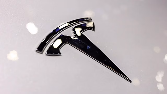 Tesla выпустила 5-миллионный электропривод