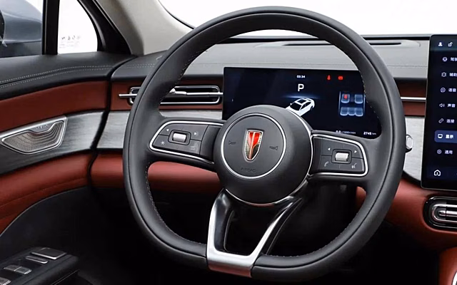 Hongqi обновил популярный седан: что изменилось