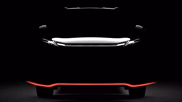Nissan показал тизер «заряженного» кроссовера X-Trail Nismo