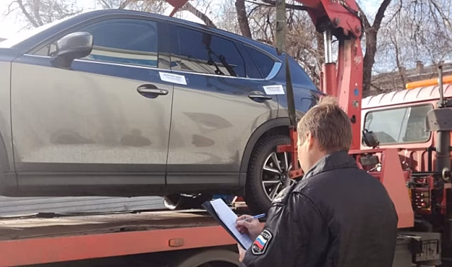Житель Воронежа выплатил 5,4 млн рублей после ареста его Mazda CX7