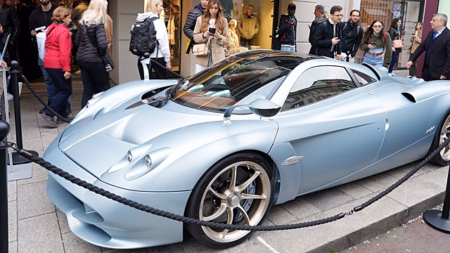 Pagani представил гиперкар ограниченного тиража