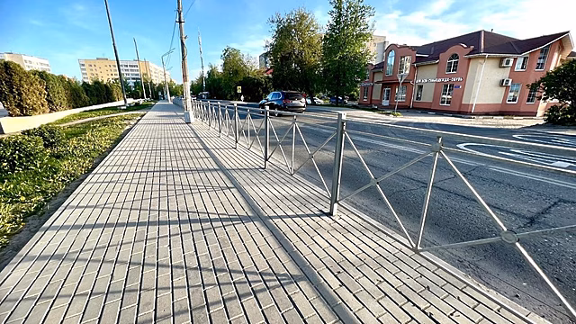 В Истре отремонтировали тротуар, ведущий к ж/д станции, школе и детскому саду