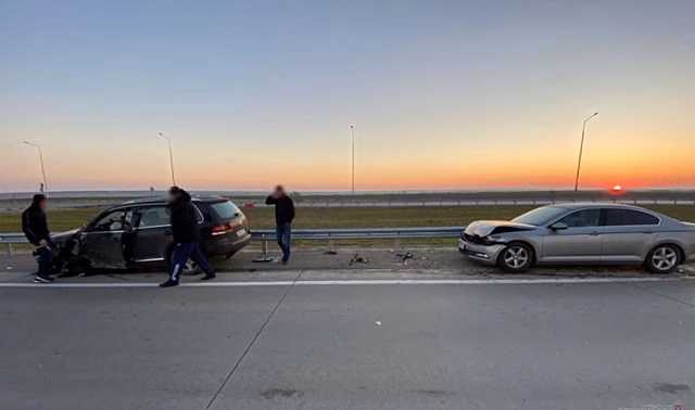 Под Волгоградом рано утром произошло ДТП с четырьмя автомобилями