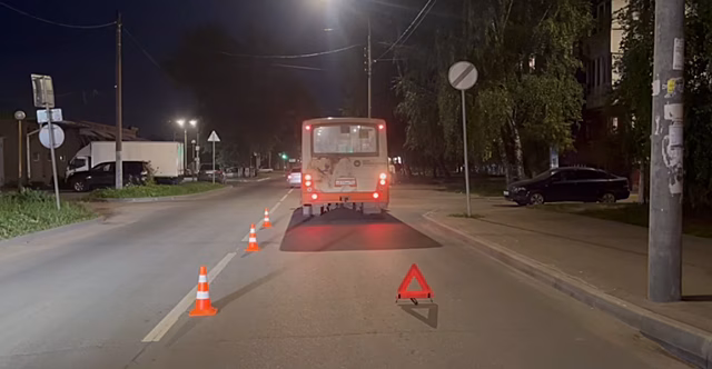 Мужчину госпитализировали после падения в автобусе в Нижнем Новгороде