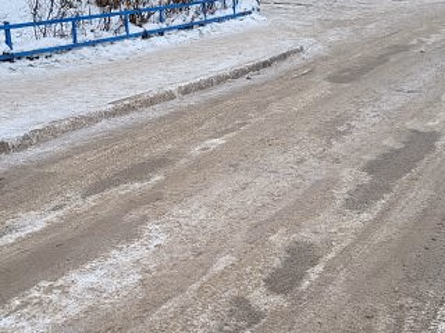 Житель Уфы оставил целых 30 жалоб на скользкие дороги в городе