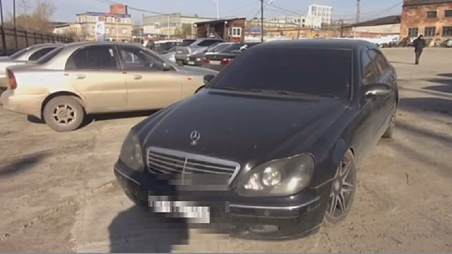 Автоинспекторы в Новосибирске задержали ранее судимого местного жителя, подозреваемого в угоне автомобиля
