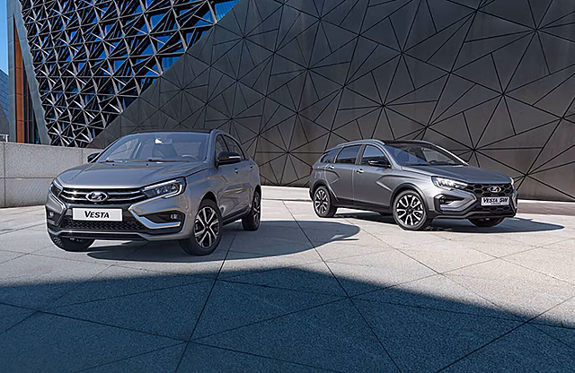«АвтоВАЗ» вернул Lada Vesta привычную комплектацию