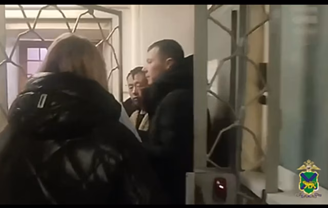 В Приморье после ДТП с автобусом задержали водителя грузовика