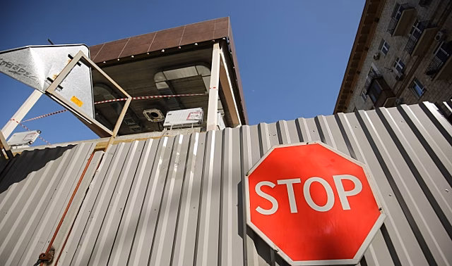 Прокуратура обжалует решение об отказе в сносе фуд-корта в Волгограде