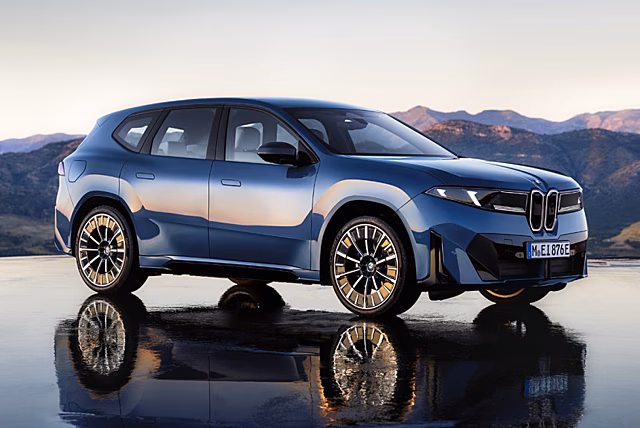 BMW iX3 Neue Klasse показали в Пусане: 805 км хода и зарядка на 400 кВт