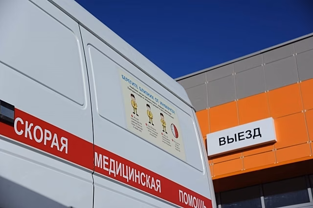 В Волгоградской области легковушка улетела в кювет и перевернулась