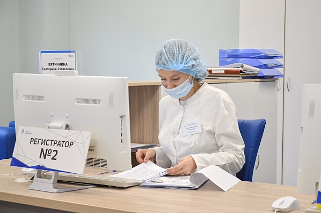 Попавший под трактор подросток в Тюмени идет на поправку: подробности