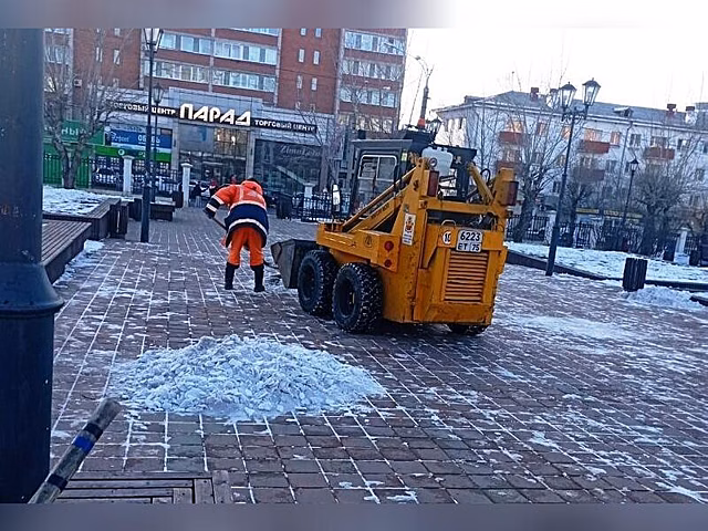 В Чите более 50 улиц были убраны после снегопада - администрация