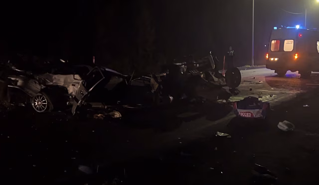 Ямальцы попали в страшное ДТП под Тюменью. ВИДЕО