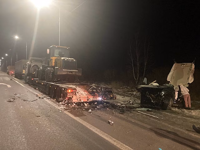 На тюменской трассе рыбаки разбились в ДТП, двое погибших