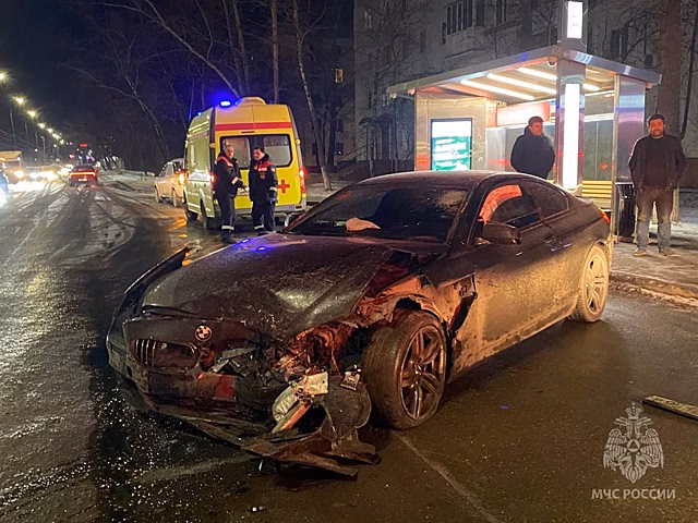 Четыре легковушки попали в ДТП в Нижнем Новгороде