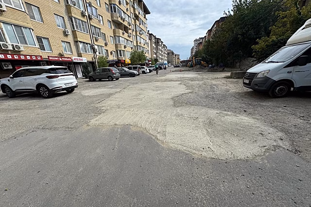 В Калининграде «Водоканал» проложил новый канализационный коллектор в микрорайоне Космодемьянского