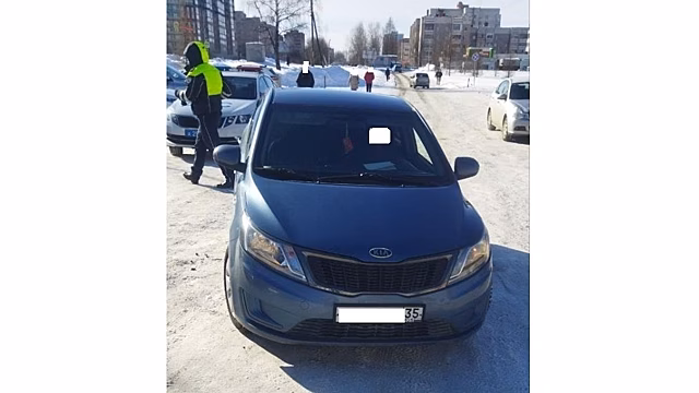 В Вологде ищут автомобилиста, по вине которого подросток получил травму в ДТП