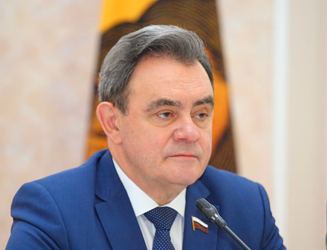 Валерий Лидин поздравил с праздником работников дорожного хозяйства