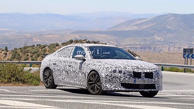 Сменивший поколение Peugeot 508 показался на дорогах