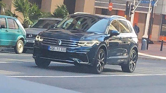 Внешность модернизированного Volkswagen Tiguan подробно изучили по шпионским фото