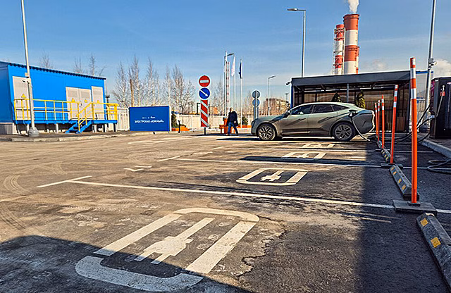 С начала 2025 года спрос на электромобили упал на 63%
