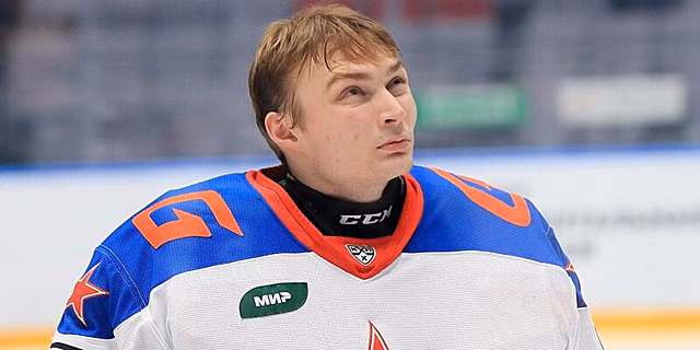 Голкипер СКА Иванов сообщил, что его автомобиль до сих пор ищут