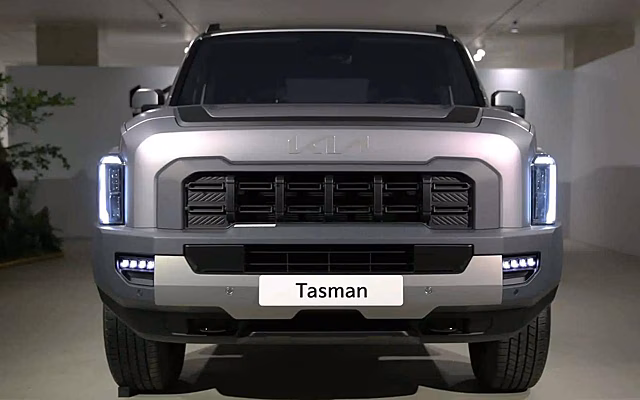 Не доросли! Kia оправдывается за странный дизайн пикапа Tasman