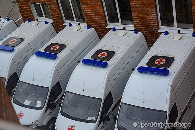 Свердловские власти готовы выложить 240 млн рублей за машины скорой помощи с сейфами для наркотиков