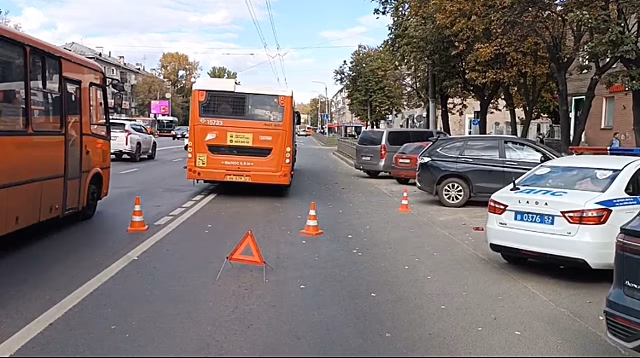Пассажирский автобус попал в ДТП в Нижнем Новгороде