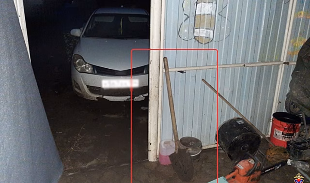 Под Волгоградом мужчину ударили лопатой после замечания водителю