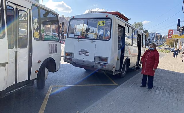 В Курске на маршрутах общественного транспорта работает 36 автобусов старше 5 лет