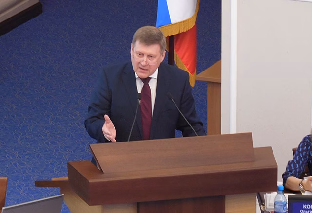 Мэр Анатолий Локоть отчитался перед депутатами о реализации федеральных проектов