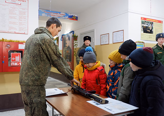 В мотострелковом соединении ЮВО в Волгоградской области прошел День открытых дверей
