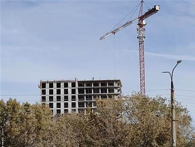 "Жители будут довольны": самарцы поддержали строительство высоток на парковке "Парк Хауса"