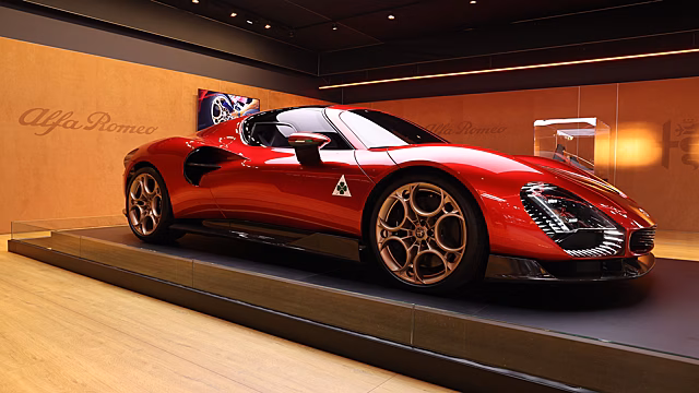 Alfa Romeo отказалась от тотальной электрификации