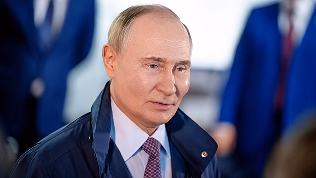Путин против электромобилей, отсрочка утильсбора и новый скачок цен на бензин. Итоги недели