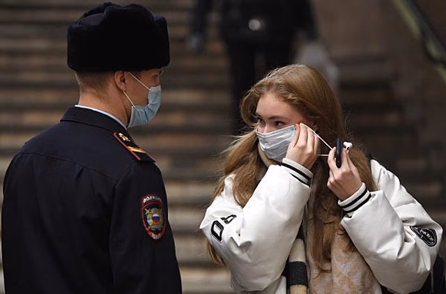 В Красноярске за неделю за нарушение масочного режима составили 56 протоколов
