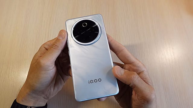 Правда ли, что iQOO Z10 хуже, чем предыдущий Z9
