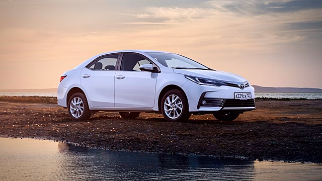 Подержанная Toyota Corolla E160: эталон надежности или переоцененная легенда