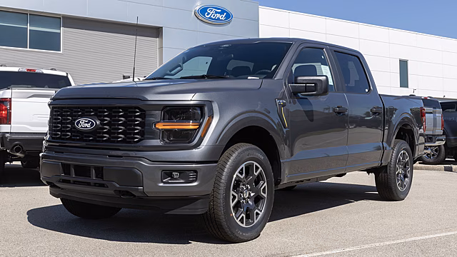 Ford отзывает более 100 тысяч автомобилей из-за риска скатывания на стоянке