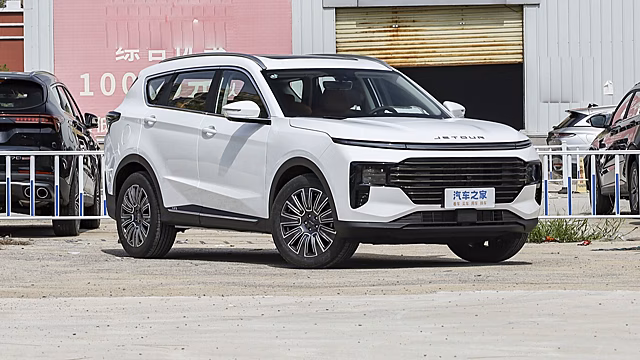 В Китае начались продажи кроссовера Jetour X70 Plus