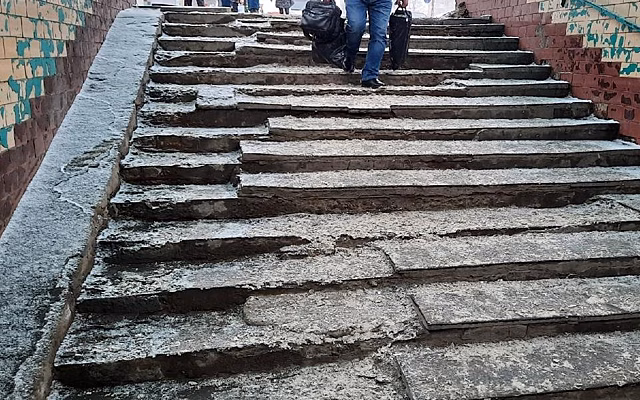 Рязанцы пожаловались на запущенное состояние подземного перехода у ТД «Барс» на Московском шоссе