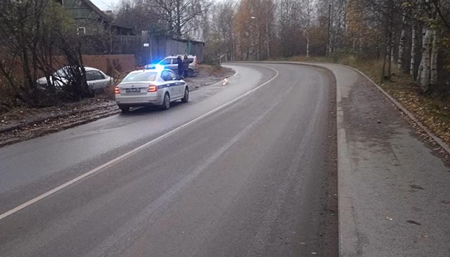 Автомобиль сбил человека в Петрозаводске
