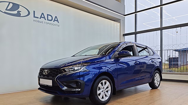 Дефицит и ожидание полгода: у Lada Iskra проблемы уже на старте продаж