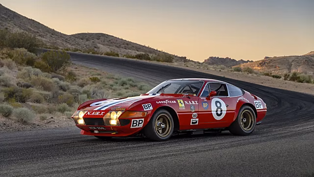 Гоночная Ferrari 365 GTB/4 Daytona выставлена на аукцион